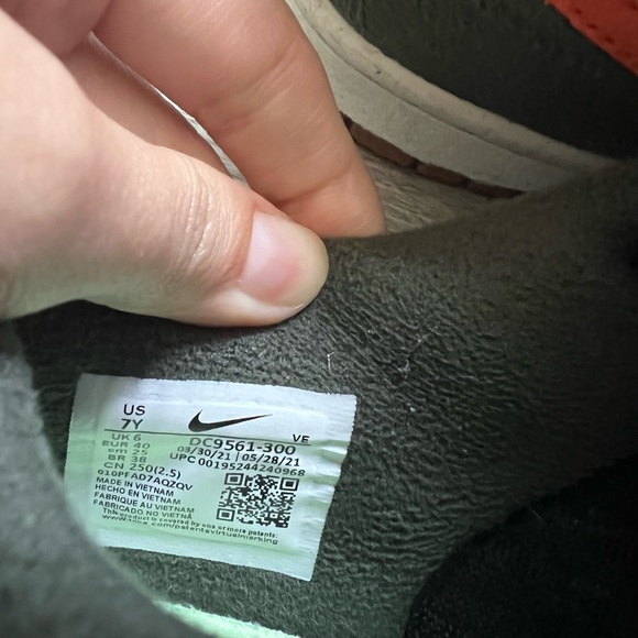 Nike Low Dunks SE GS Toasty - Sequoia 7/8.5 - Picture 6 of 6